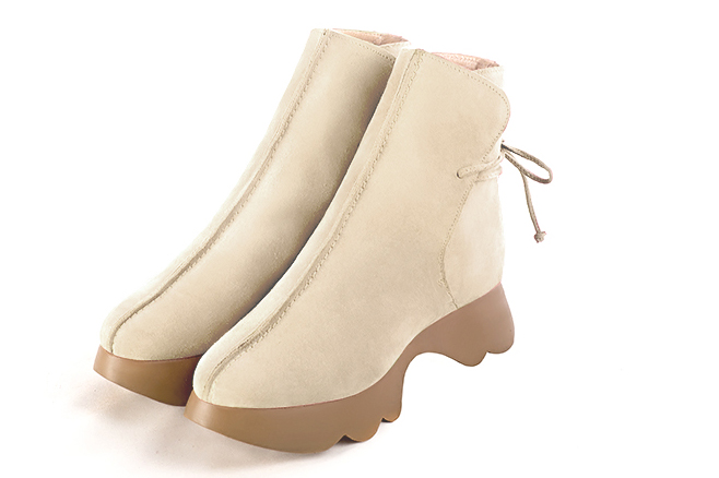 Champagne beige women's ankle boots with laces at the back.. Front view - Florence KOOIJMAN